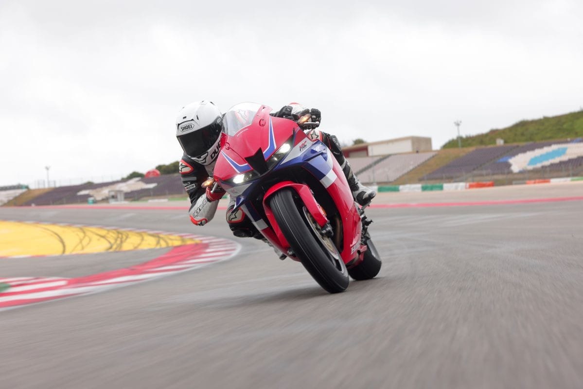 Honda CBR600RR: quanto ci sei mancata! +VIDEO+